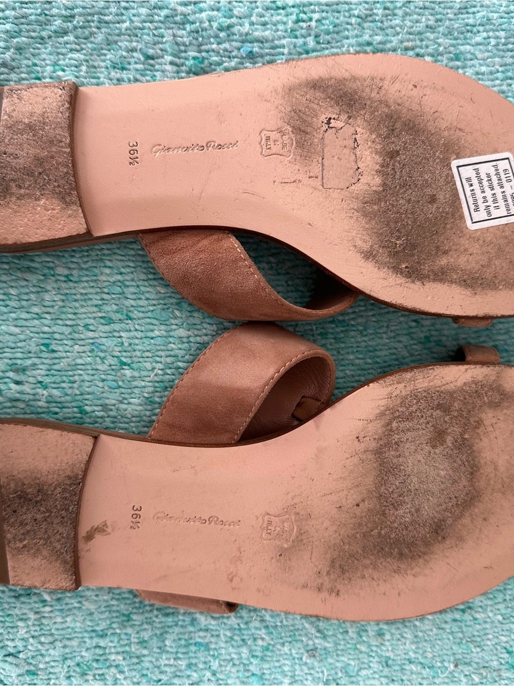 Gianvito Rossi Brown Suede Toe-Loop Sandals - Picture 5 of 9